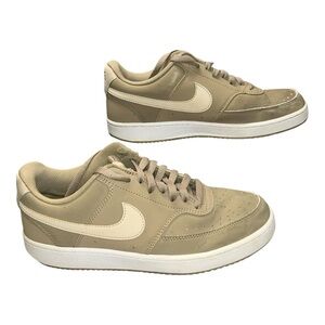 Nike Tan and White Sneakers Men’s size 7.5 (women size 9)